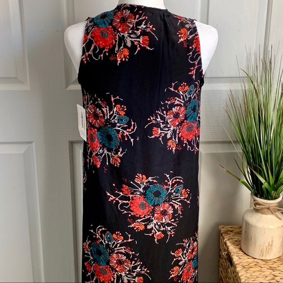 NWT LULAROE long printed blouse/tunic - Picture 4 of 7